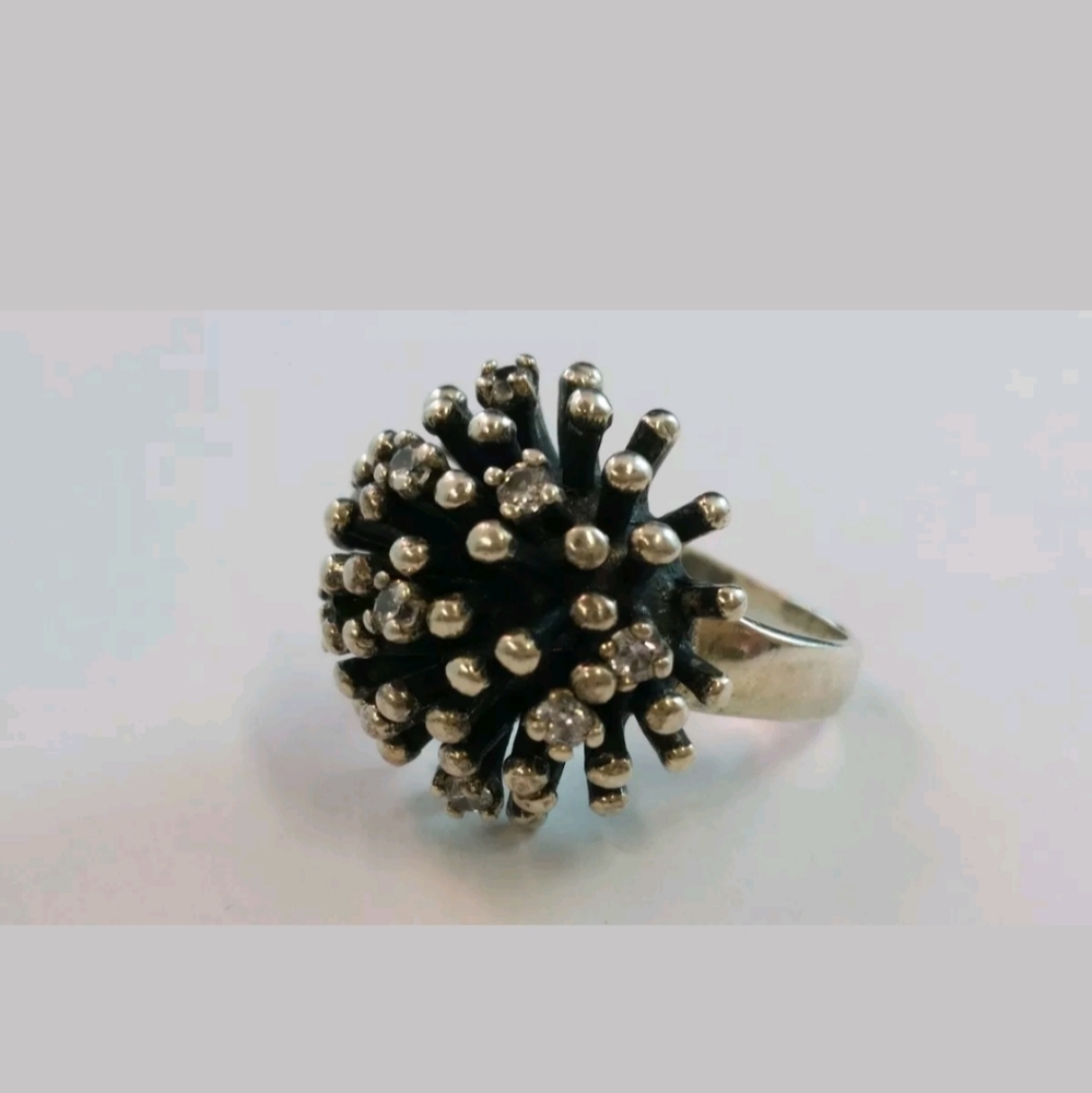 Retired Silpada Starburst ring